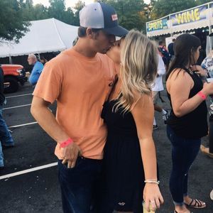 Meet your Posher, Casey